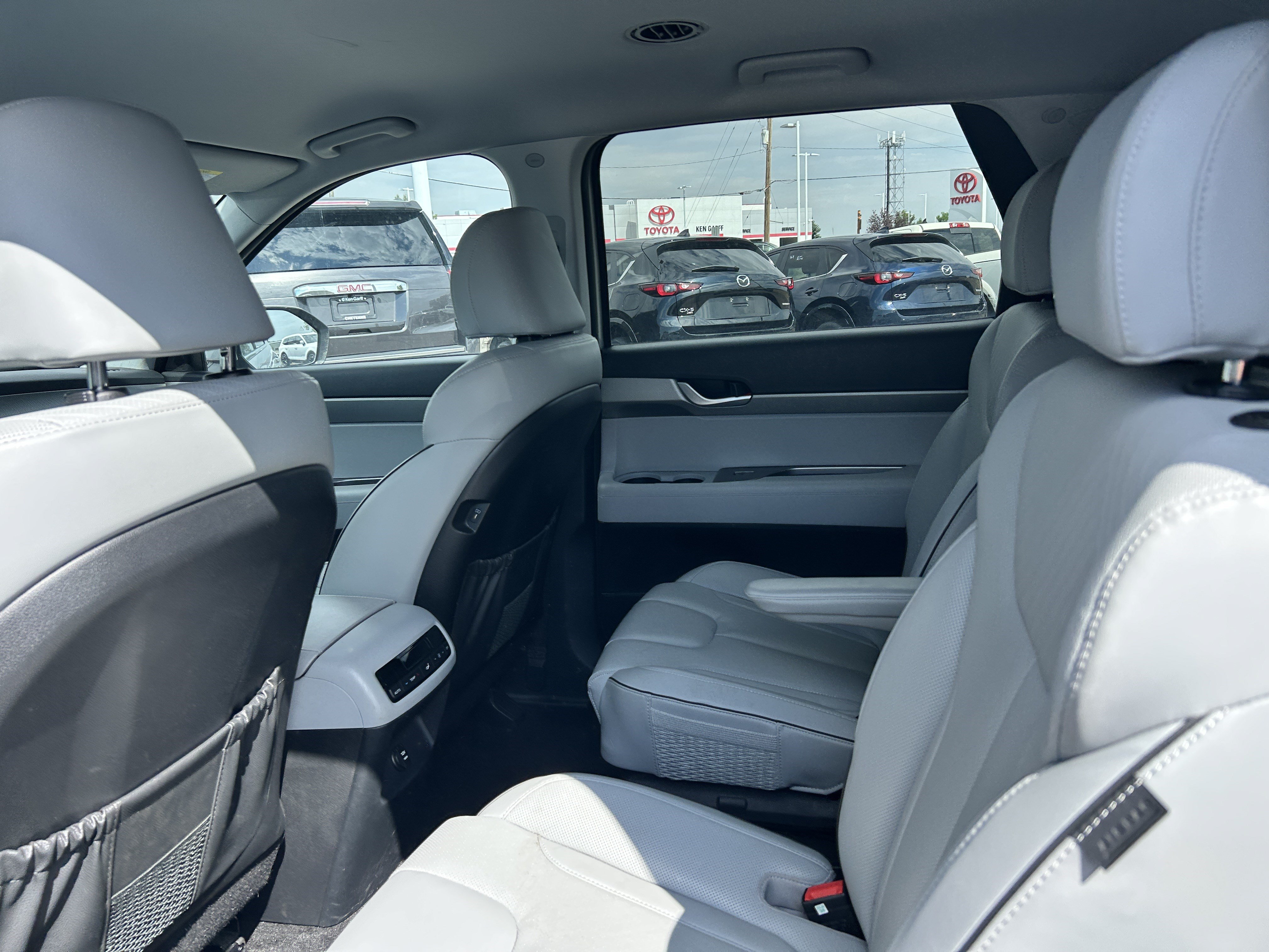 2025 Hyundai Palisade SEL - Photo 10