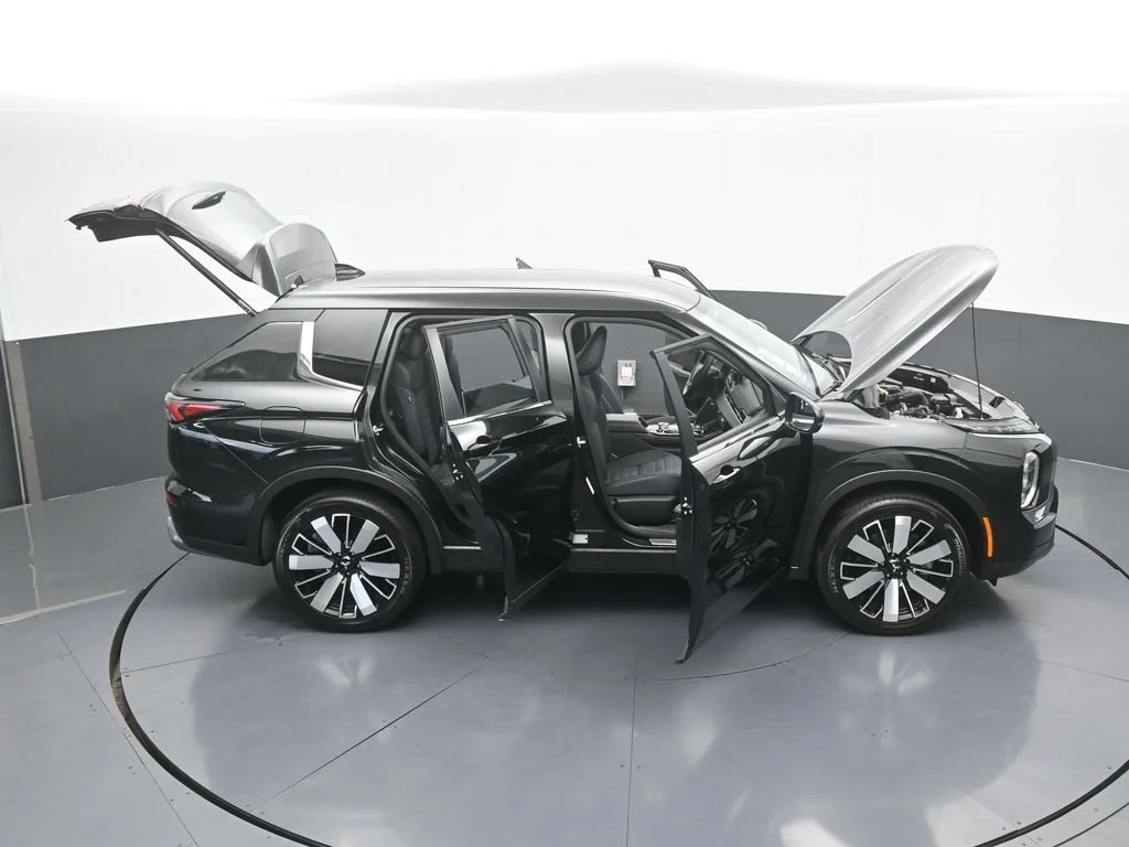 2026 Mitsubishi Outlander SE - Photo 79