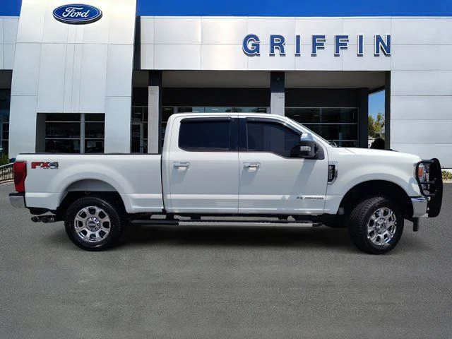Used 2022 Oxford White Ford Lariat image 3