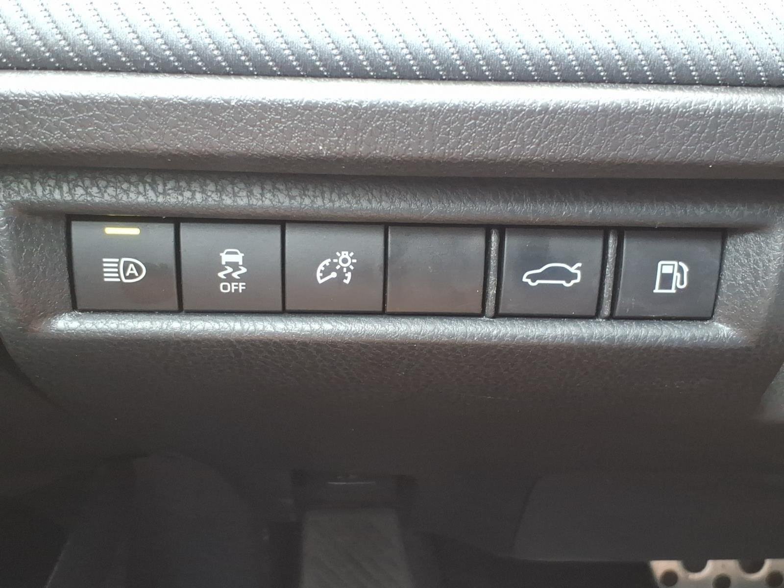 Used 2025 WHITE TOYOTA  image 15