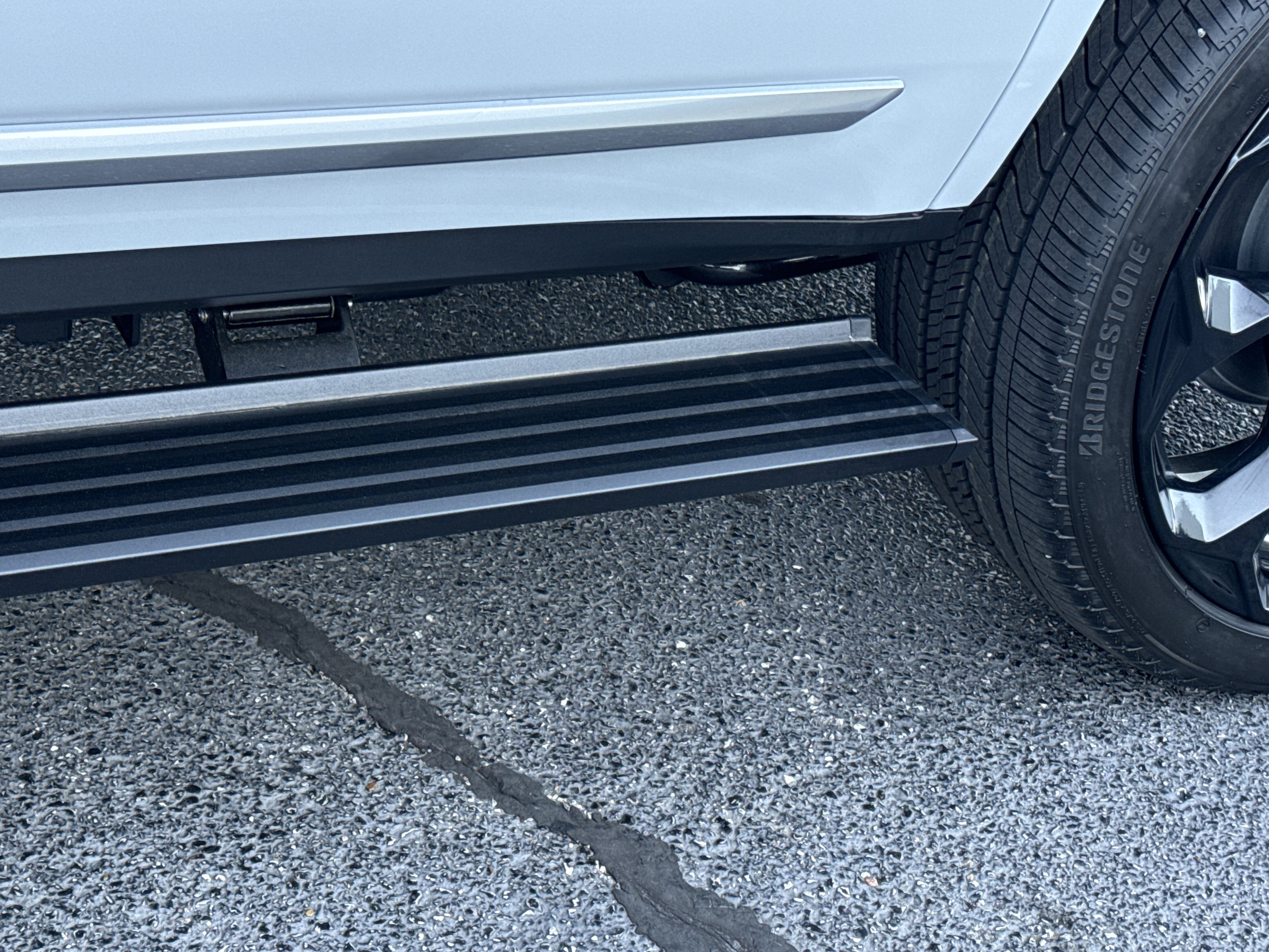2026 GMC Yukon Denali - Photo 19