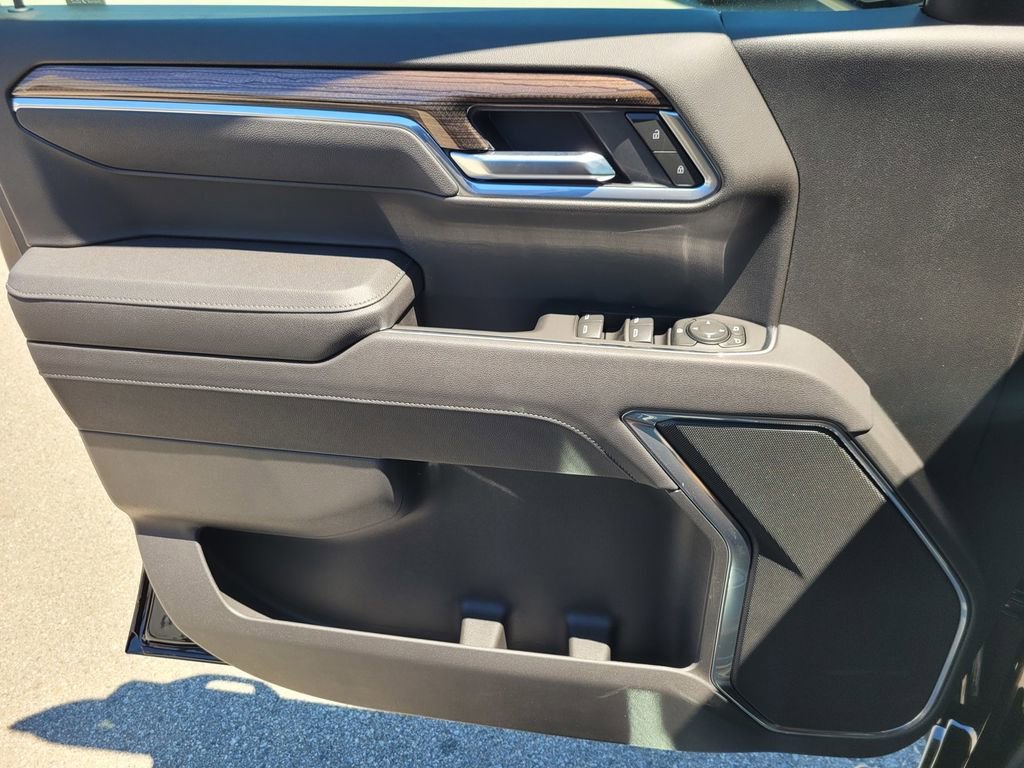 2025 Chevrolet Silverado 1500 LT - Photo 25