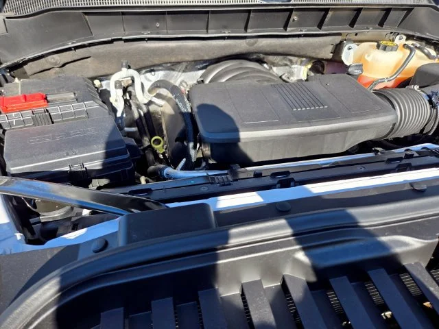 Used 2022 SUMMIT WHITE Chevrolet LTZ image 22