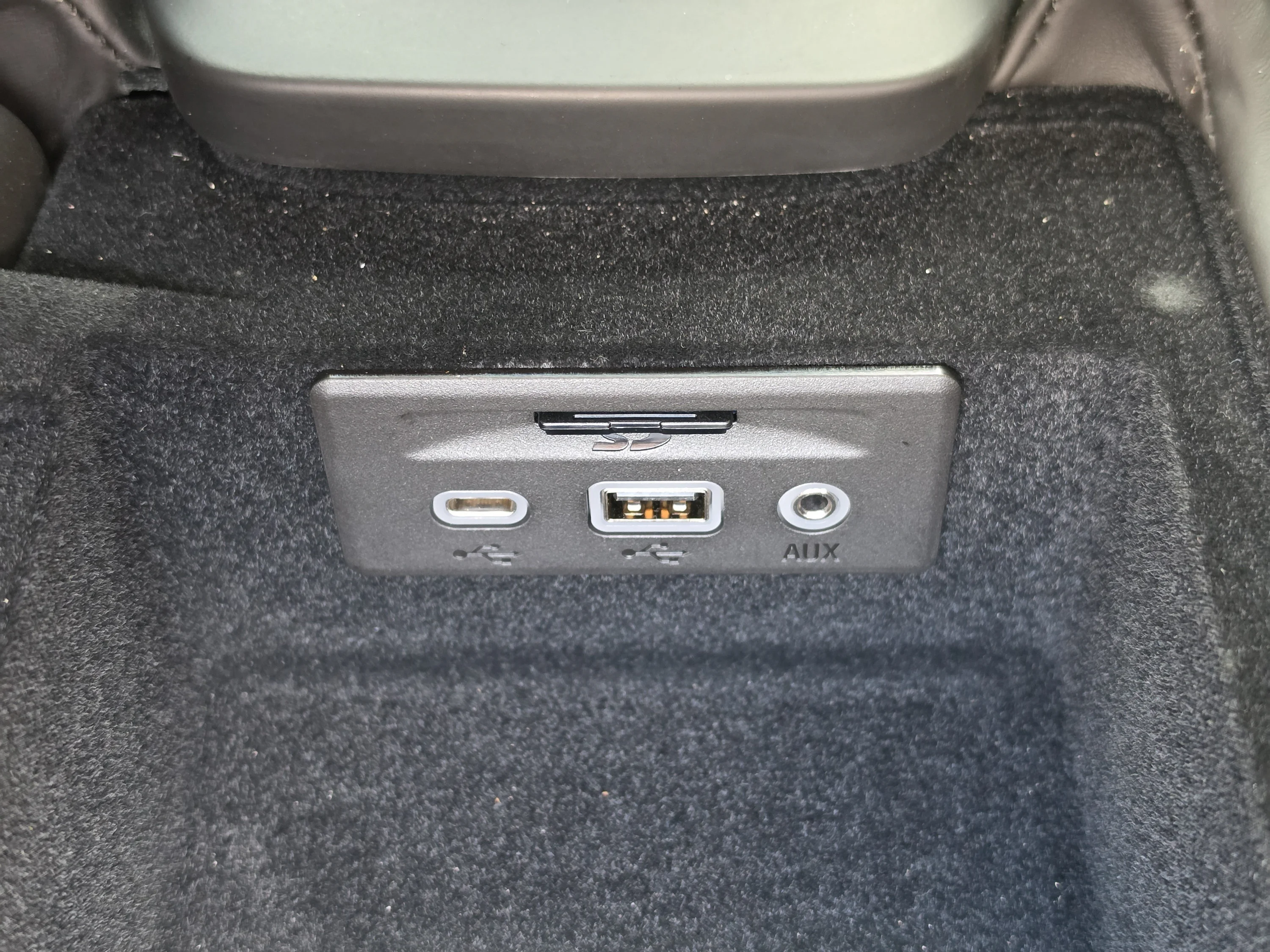 Used 2023 Hypersonic Gray Metallic Chevrolet 3LT image 28