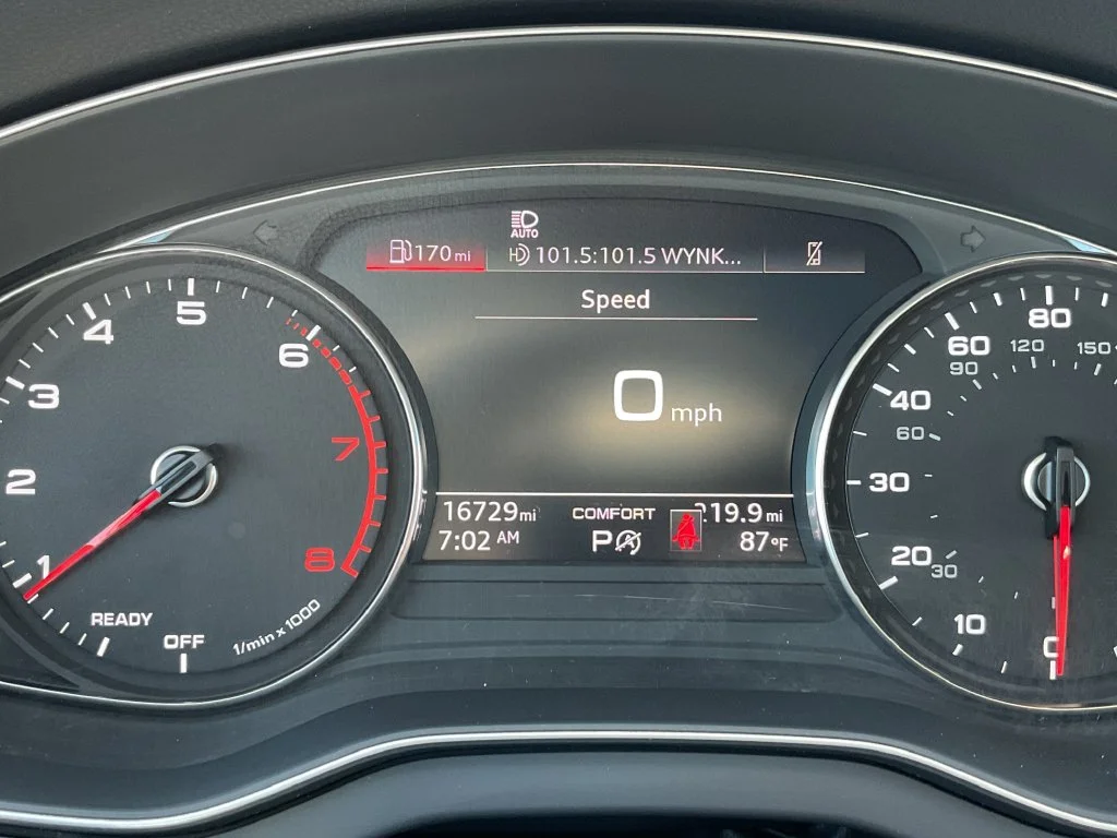 Used 2023 Black Audi 45 S line Premium image 31
