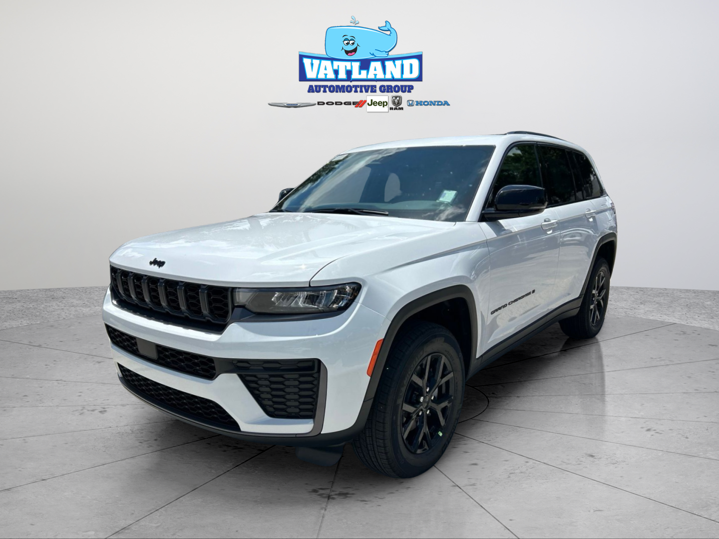 New 2026 Bright White Clear-Coat Exterior Paint Jeep Laredo Altitude image 1