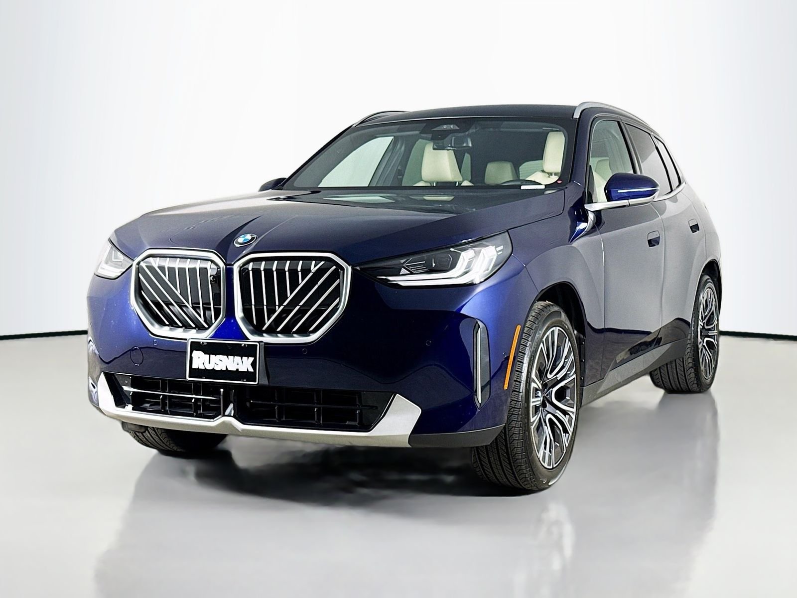 Used 2026 Tanzanite Blue II Metallic BMW 30 xDrive image 3