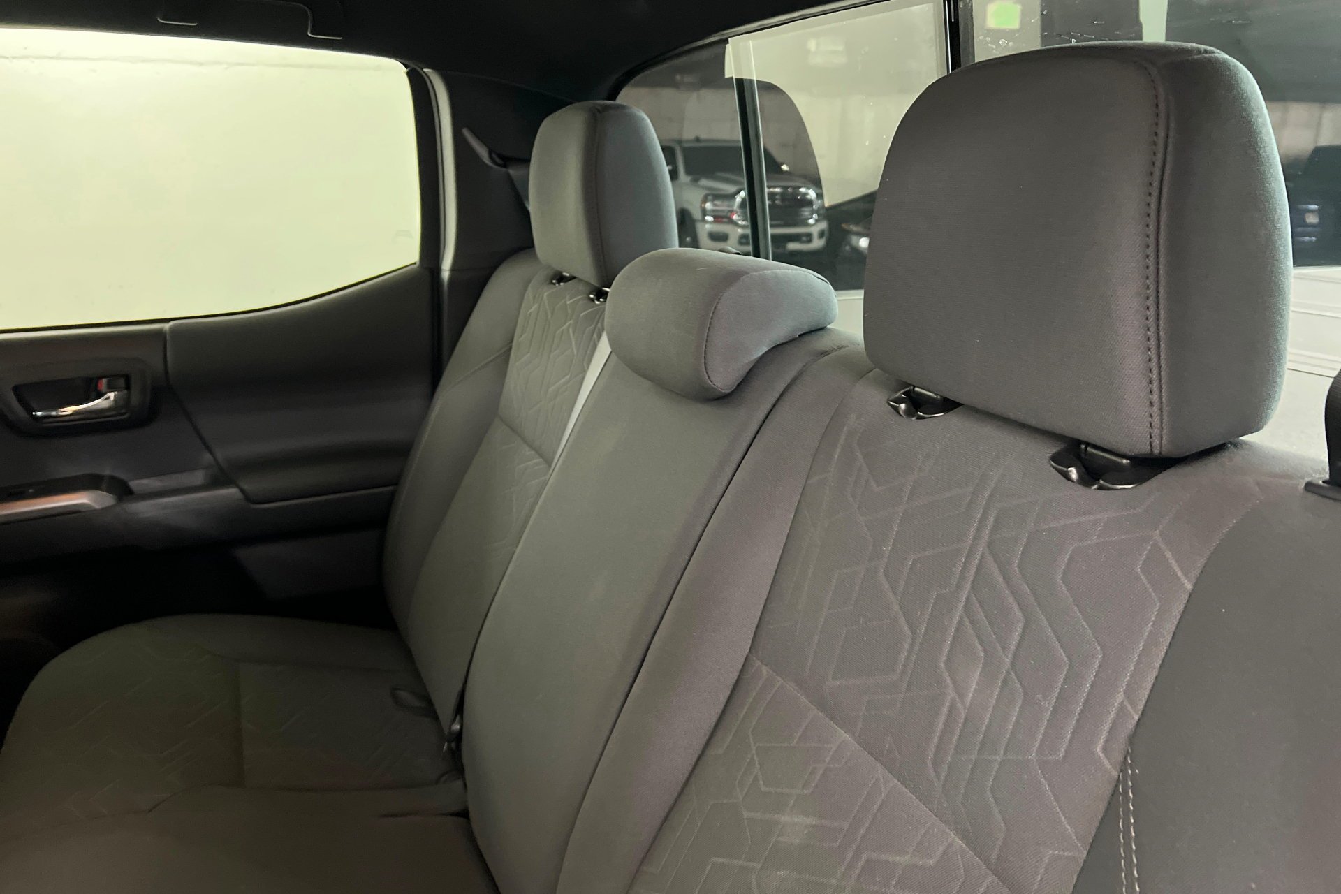 Used 2019 SUPER WHITE Toyota TRD Off-Road image 21