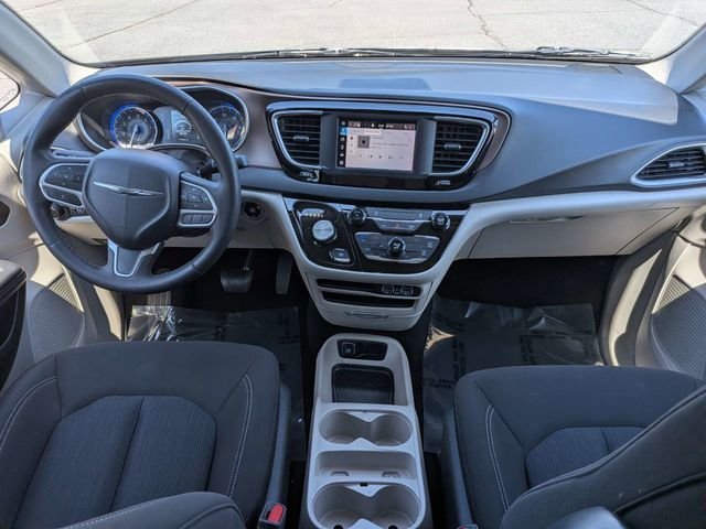 Used 2023 Black Chrysler LX image 14