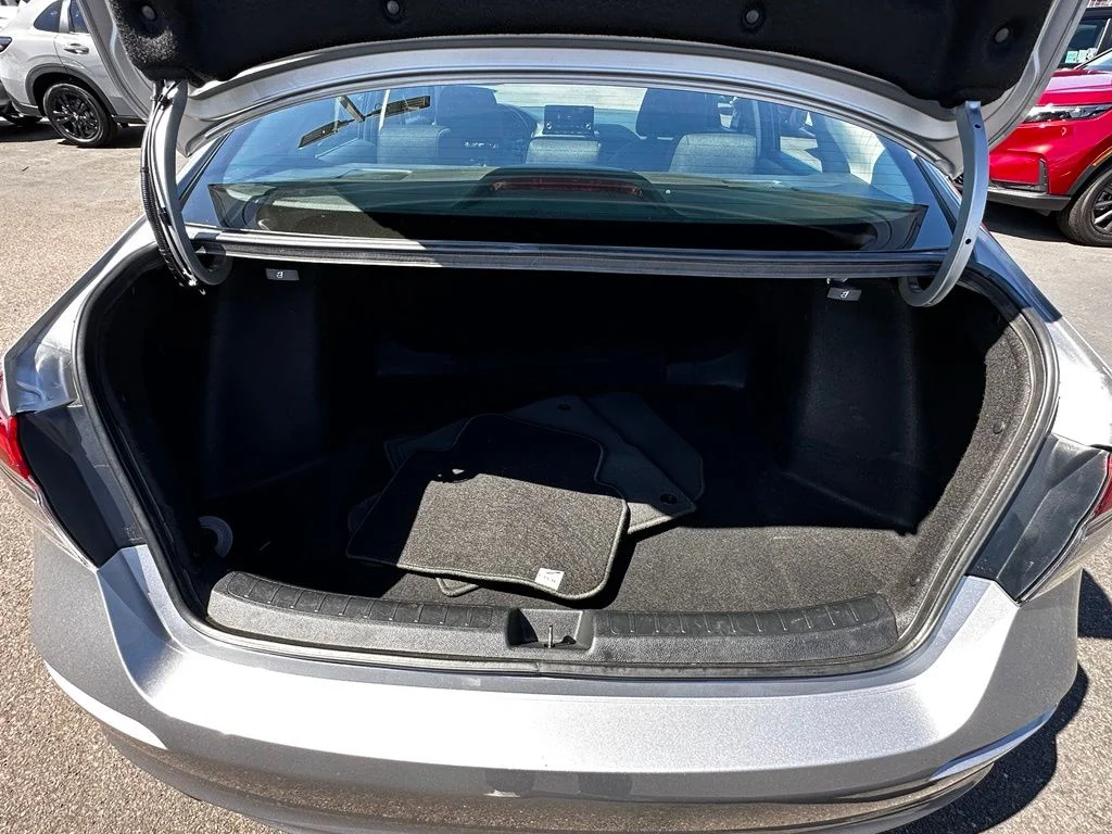 Used 2024  Honda EX image 10