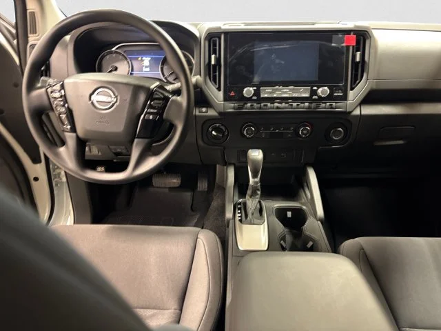 New 2027 White Nissan S 4x4 image 10