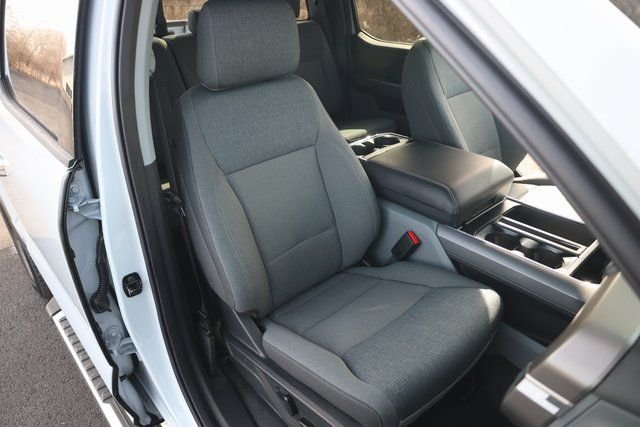 2025 Ford F-150 XLT - Photo 31