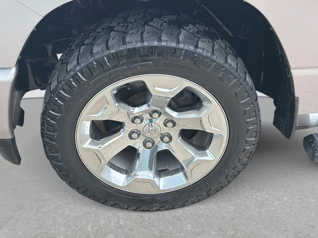 Used 2019 Silver Ram Big Horn/Lone Star image 12
