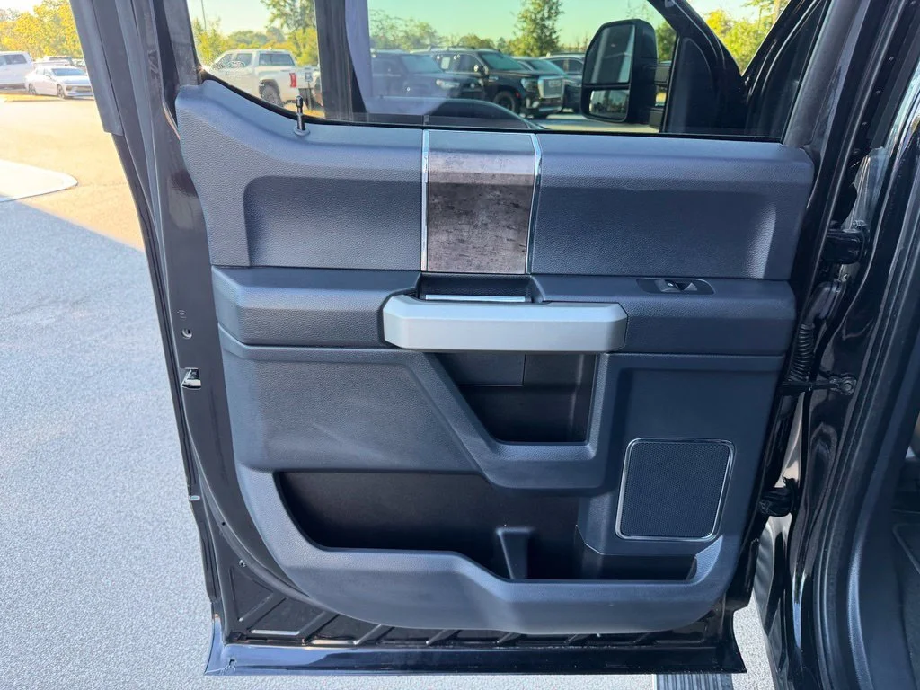 Used 2022 Black Ford Lariat image 17