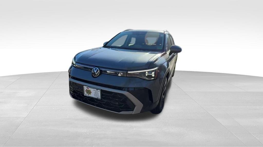 New 2026 Platinum Gray Metallic Volkswagen 1.5T SEL image 2