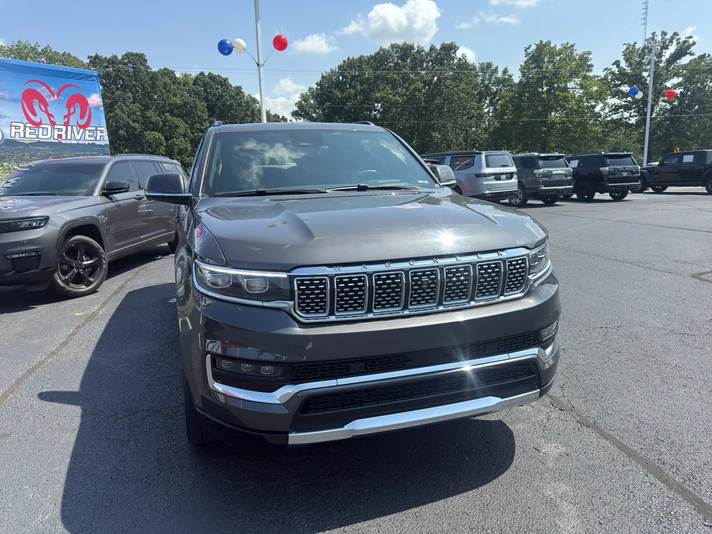 Used 2022 Baltic Gray Metallic Clearcoat Jeep Series II image 2