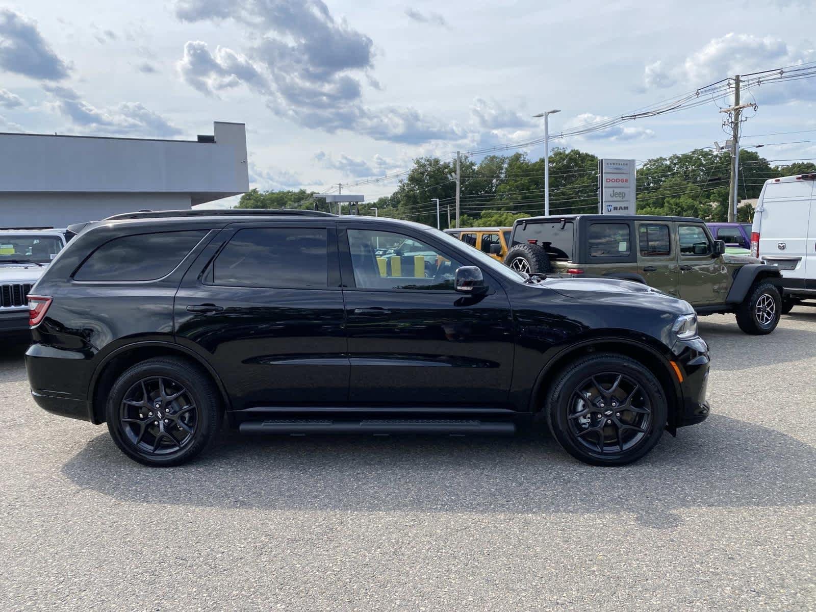 Used 2026 DB Black Clearcoat Dodge GT Plus HEMI V8 image 2