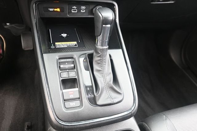Used 2024  Honda EX-L image 24
