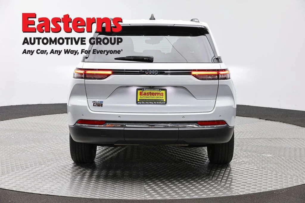 Used 2023 White Jeep 4xe image 6