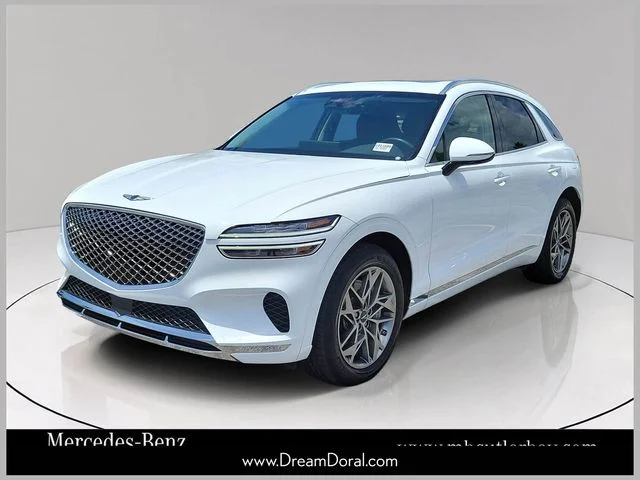 Used 2024 White Genesis 2.5T image 1