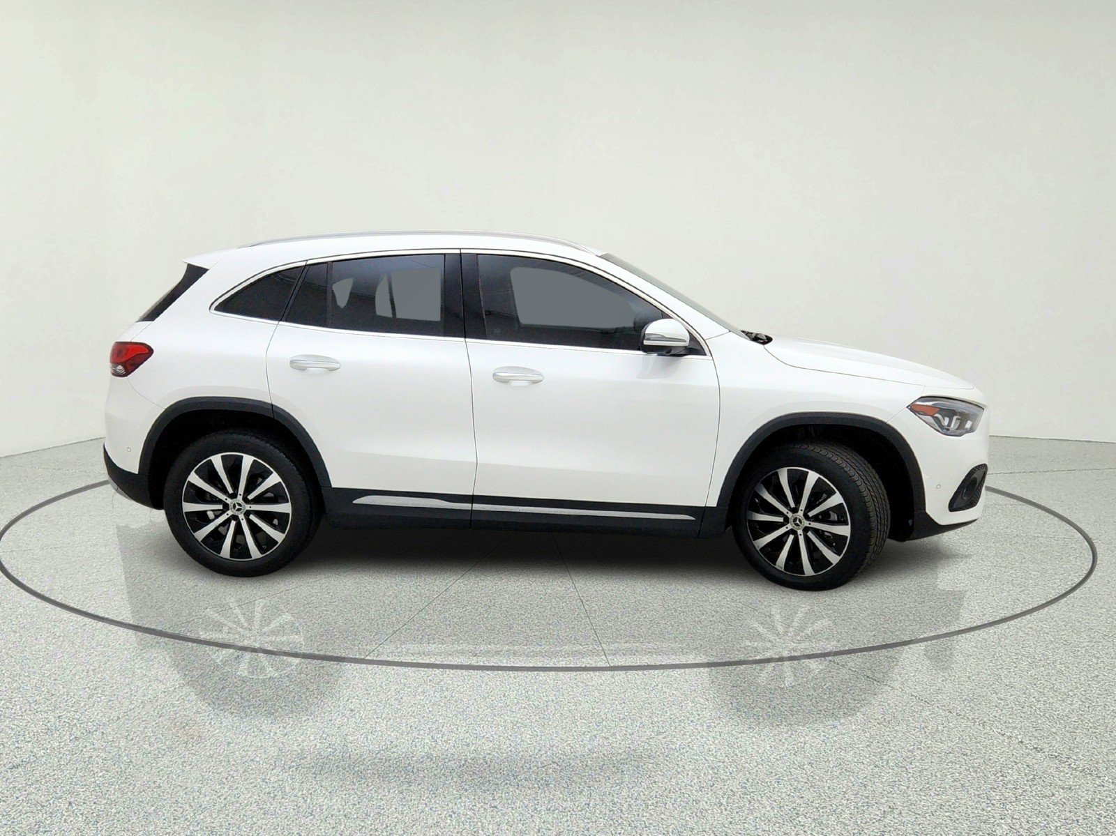 Certified Used 2023 Polar White Mercedes-Benz GLA 250 image 12
