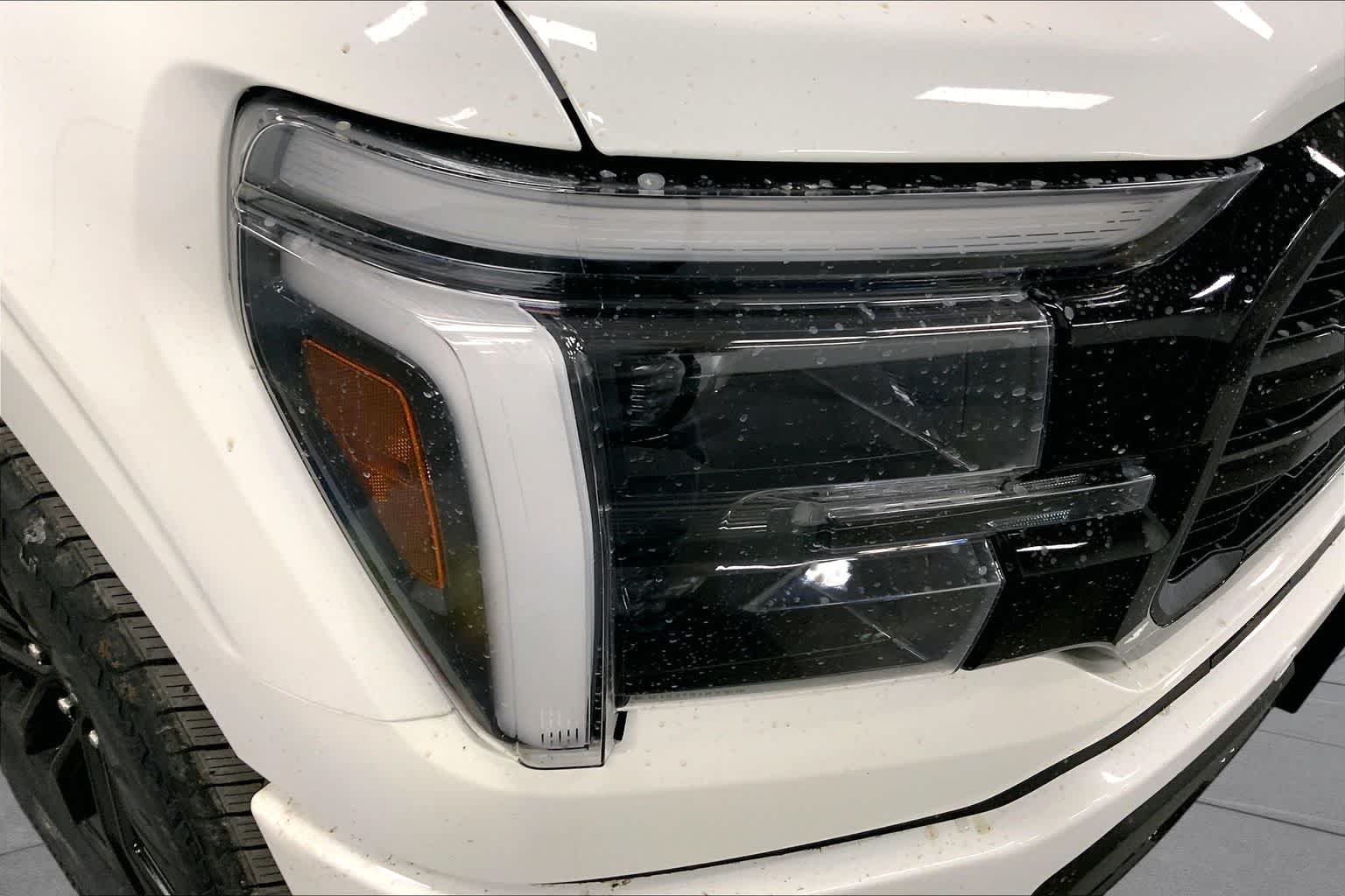 New 2026 Star White Metallic Tri-Coat Ford Lariat® image 13