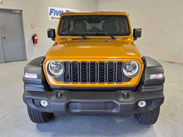 New 2026 Goldilocks Exterior Paint Jeep Sport S image 2