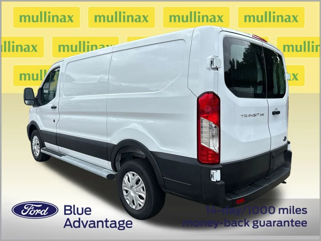 Certified Used 2025 White Ford Base image 3