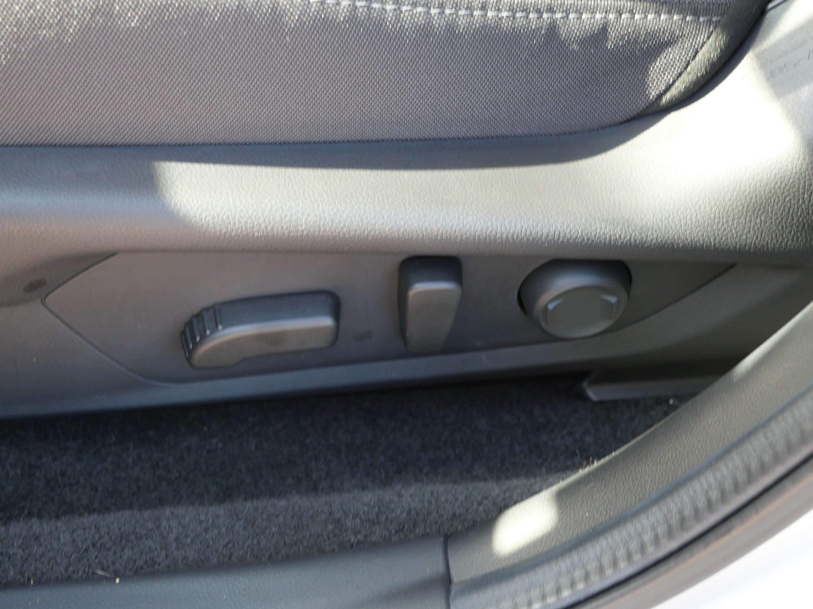 Certified Used 2026 Crystal White Pearl Subaru Premium image 19