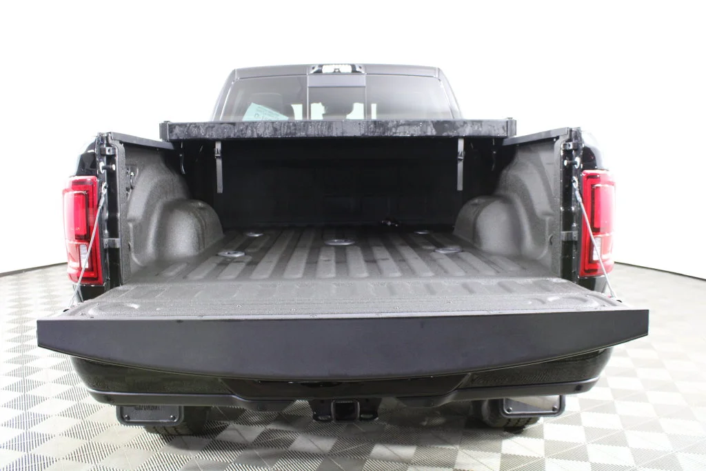 Used 2025 Diamond Black Ram Laramie image 7