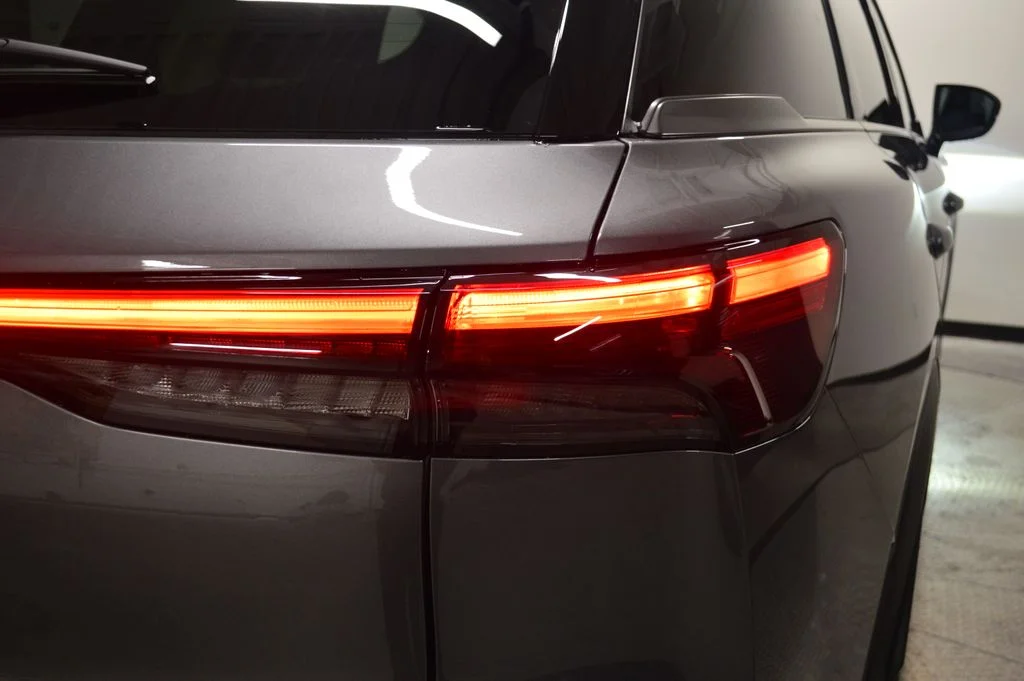 New 2027 GRAPHITE SHADOW INFINITI SPORT image 12