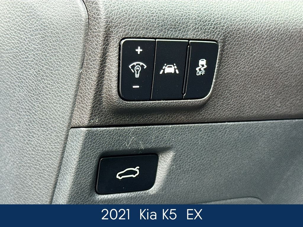 Used 2021 Black Kia EX image 22