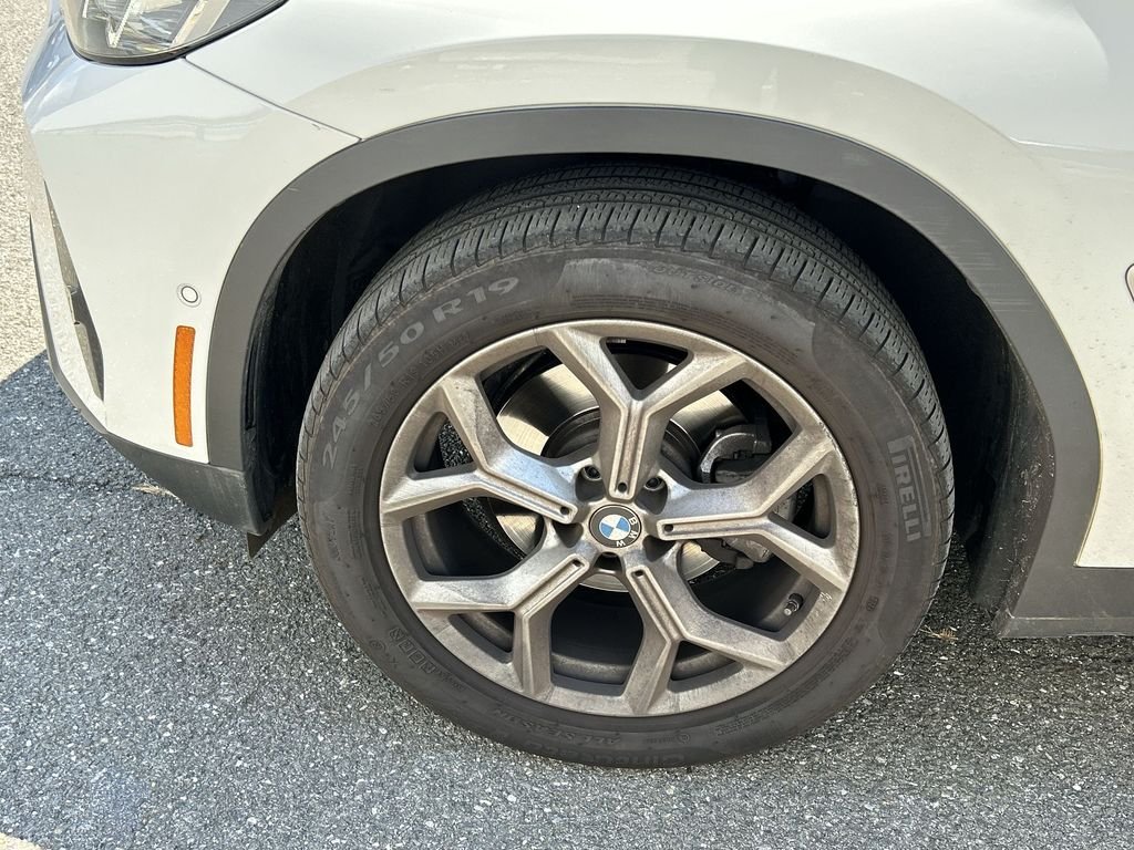 Certified Used 2024 White BMW xDrive30i image 10