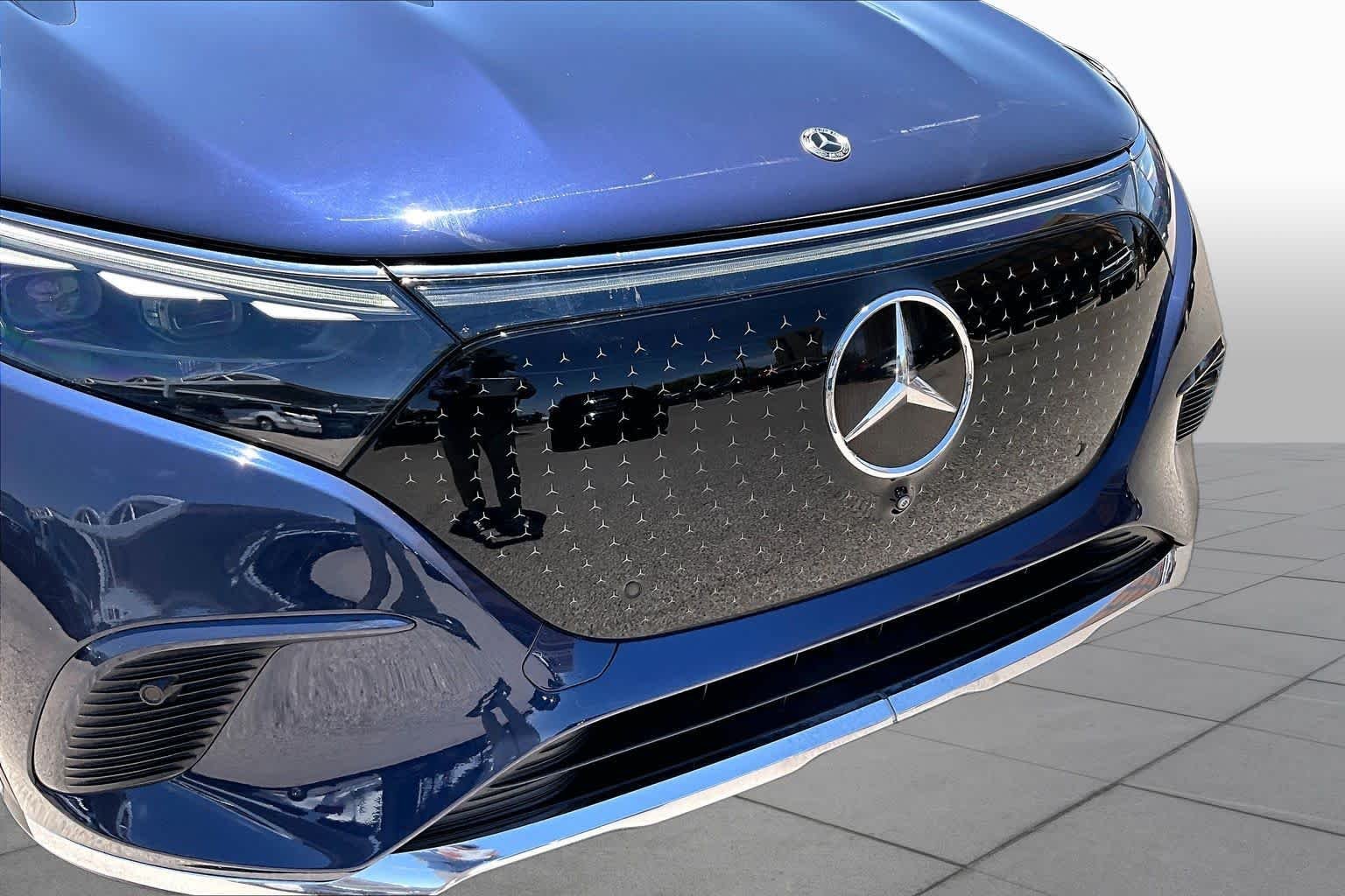 Used 2023 Twilight Blue Metallic Mercedes-Benz EQS 450+ image 29