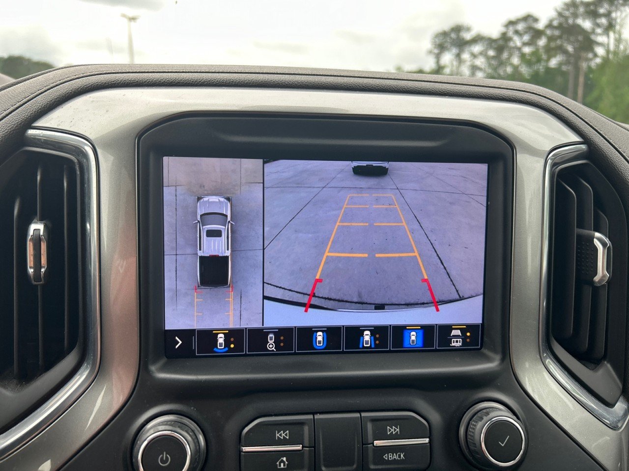 Used 2021 SUMMIT WHITE Chevrolet LTZ image 12