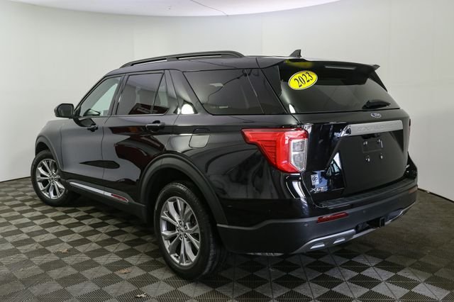 Used 2023 Black Ford XLT image 7