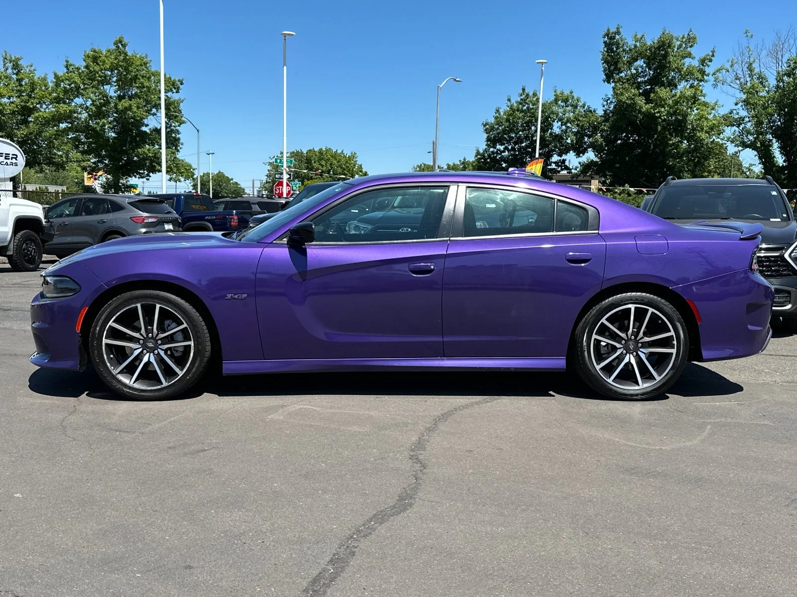 Used 2023 Plum Crazy Pearlcoat Dodge R/T image 52