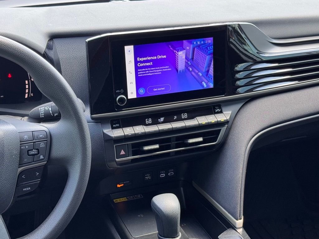 2025 Toyota Camry LE - Photo 21