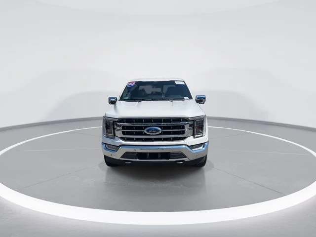 Used 2022 White Ford Lariat image 2