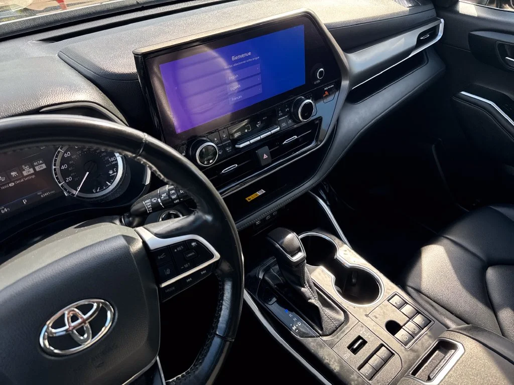 Used 2023 Black Toyota XLE image 23
