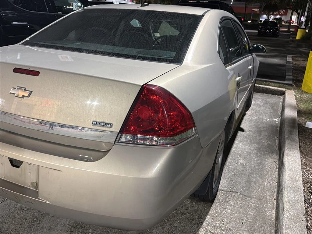 Used 2011 Gold Mist Metallic Chevrolet LT Retail image 3