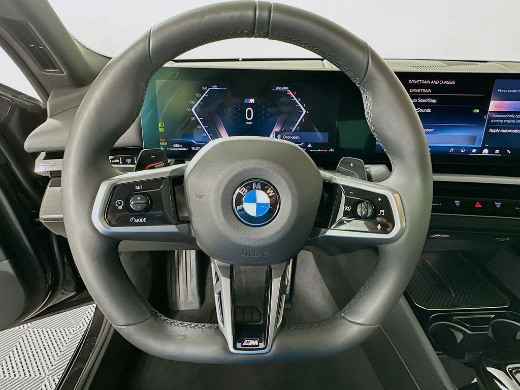 2025 BMW 5 Series 530i - Photo 11