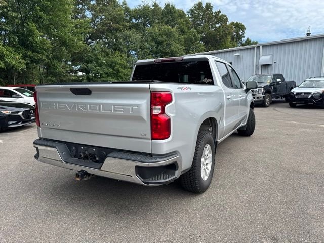 Used 2021 Silver Ice Metallic Chevrolet LT image 3