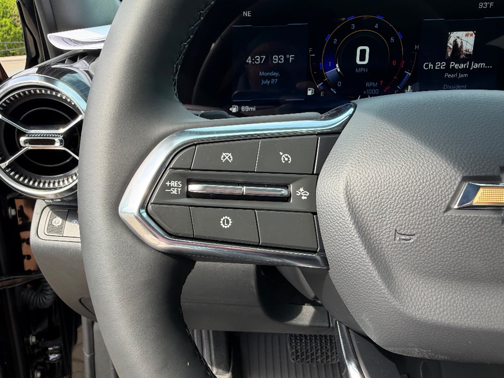 2027 Chevrolet Equinox LT - Photo 26