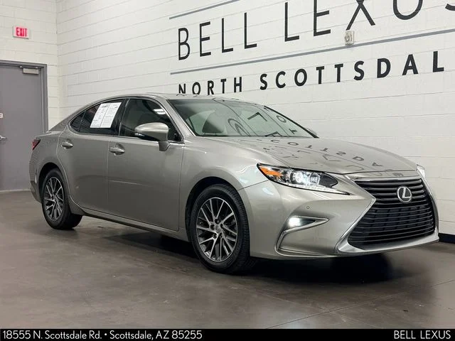 Used 2016 Silver Lexus 350 image 2