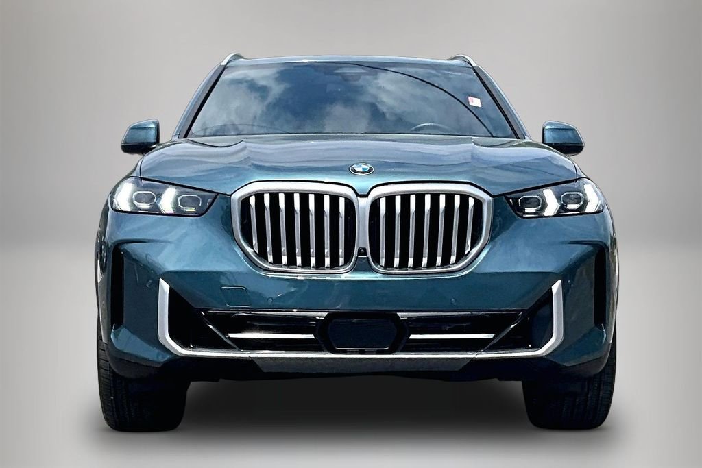 Used 2024 Blue BMW xDrive40i image 3