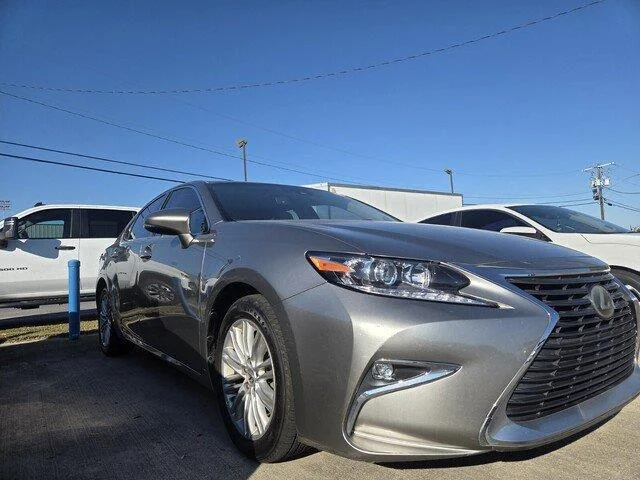 Used 2018 Atomic Silver Lexus ES 350 image 4