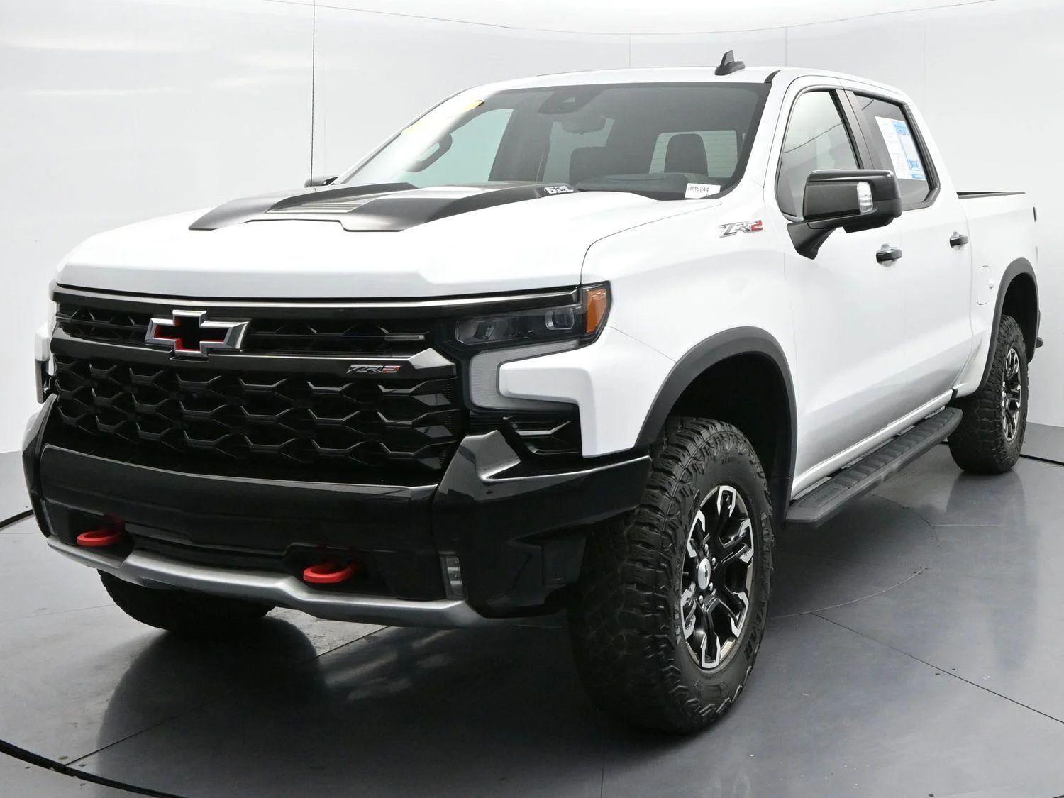 Used 2023 Summit White Chevrolet ZR2 image 3