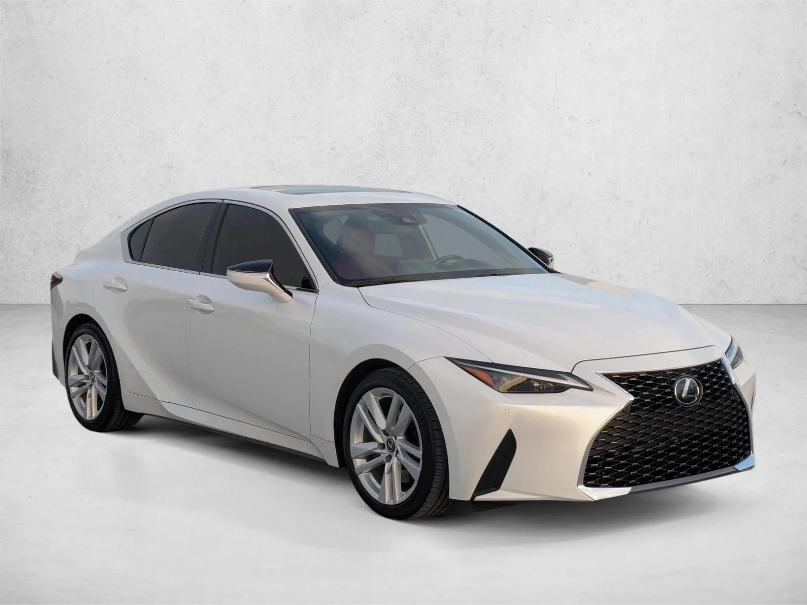 2024 Lexus IS 300 - Photo 3
