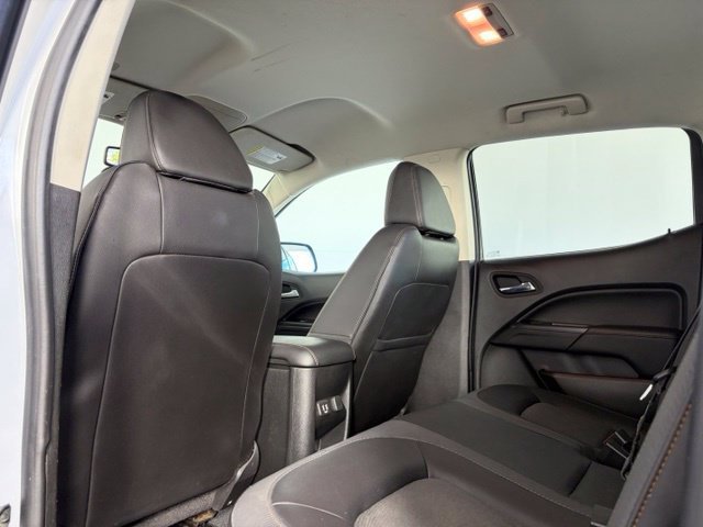 Certified Used 2022 White GMC AT4 w/Cloth image 19